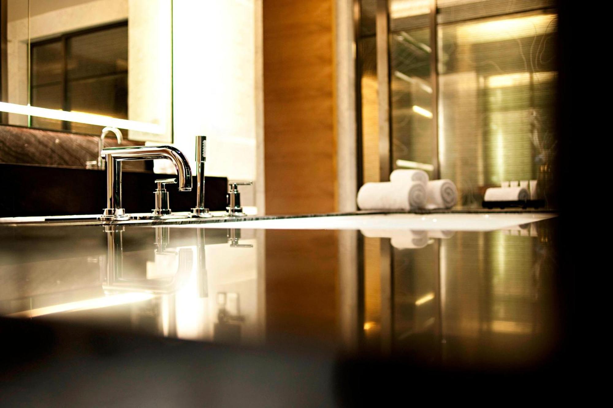 Le Meridien Chongqing Nan'An Esterno foto